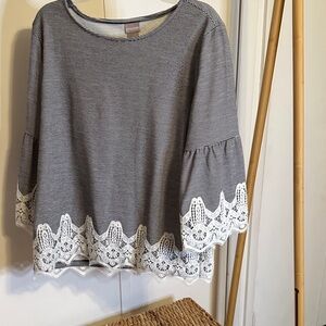 Chico’s Women's Black and White Lace Hem Blouse size 2